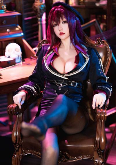 爆乳上司julia中文字幕_蓝光免费高清观看