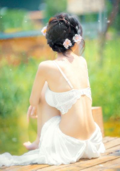 越南生孩子难产按压肚子的视频_BD完整在线观看