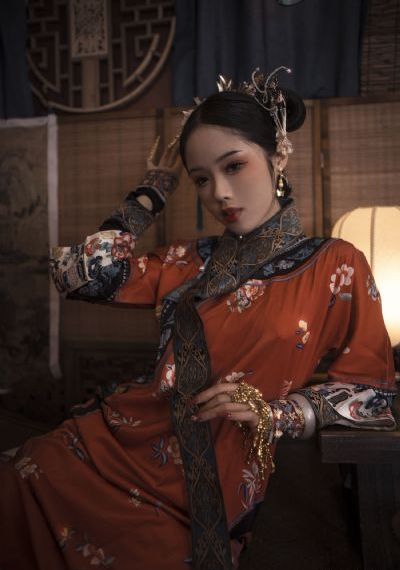 和女朋友最刺激的野战经历_4K免费观看韩国