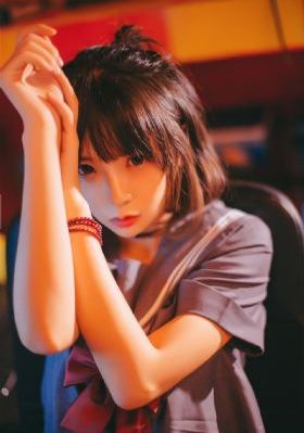 外国女人风骚的做爱试屏_BD英语神马影院手机在线